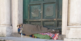 Report povertà Caritas 2023