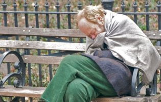 POVERTÀ E SALUTE MENTALE, RAPPORTO CARITAS DENUNCIA IL CIRCOLO VIZIOSO CHE PRODUCE SEMPRE MAGGIORE ESCLUSIONE