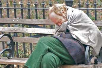 POVERTÀ E SALUTE MENTALE, RAPPORTO CARITAS DENUNCIA IL CIRCOLO VIZIOSO CHE PRODUCE SEMPRE MAGGIORE ESCLUSIONE