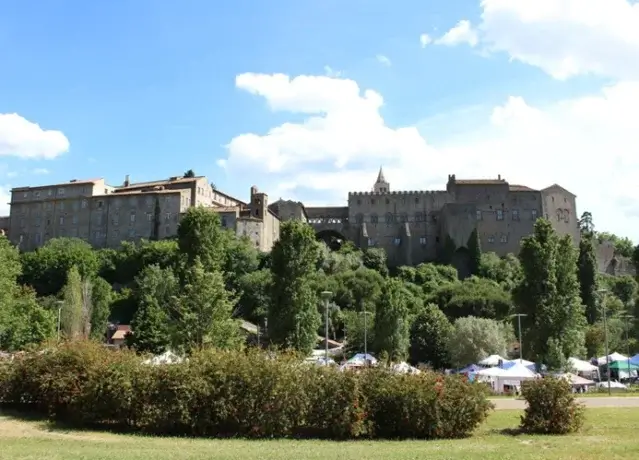 Viterbo città a colori