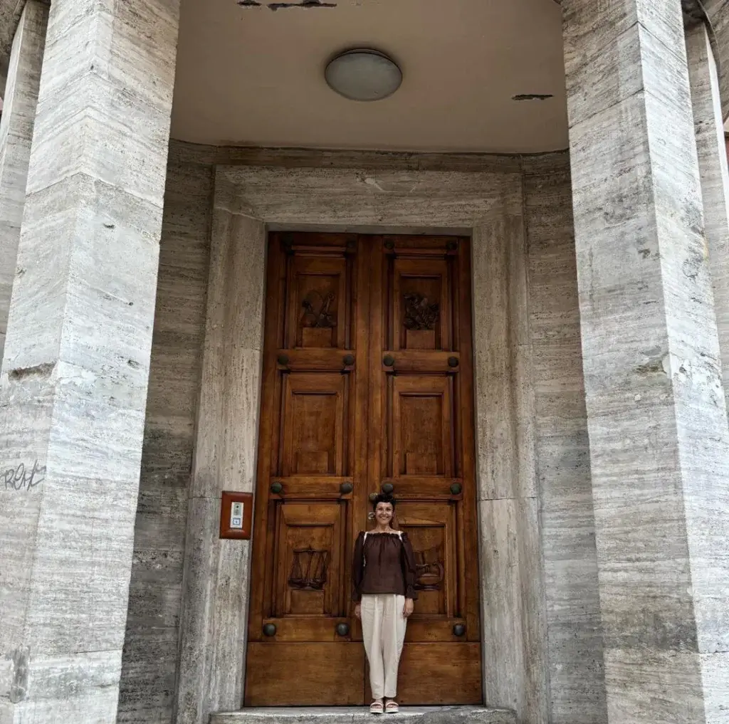 Fuori non è ancora così
