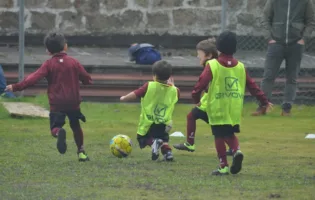 DAL CALCIO POPOLARE ALL’IMPEGNO PER IL QUARTIERE, BORGATA GORDIANI APRE UNA NUOVA SEDE