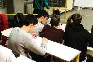 dipende dalla classe libro