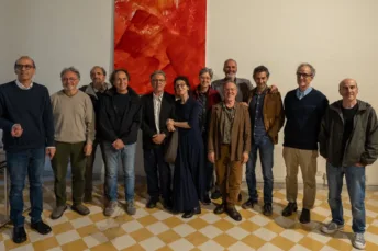 TRA ARTE E VOLONTARIATO PER METTERE CON PIÙ CORAGGIO L’UMANO AL CENTRO DEL NOSTRO AGIRE