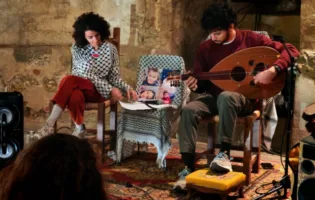 MERVAT ALRAMLI: «SOLO A GAZA MI SENTIVO A CASA»