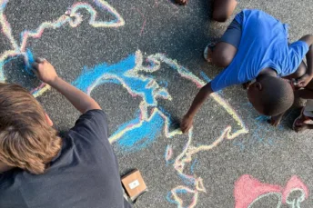 Spin Time, sesto giorno in strada. Il Comune propone l’acquisizione dello stabile. Gli occupanti: «Non abbiamo tempo»