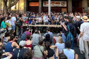 Spin Time: «Avviato un dialogo proficuo con il Comune di Roma per rendere il presidio permanente vivibile per le famiglie»